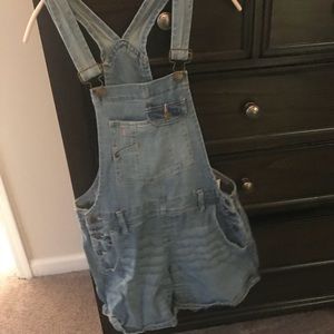 Cute denim overall shorts